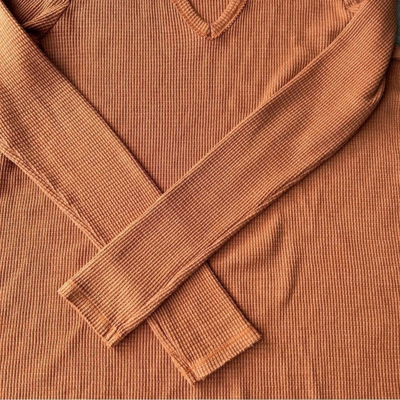 Anthropologie  T.La Waffle Knit V Neck Keyhole Long Sleeve Shirt Top - Picture 10 of 15